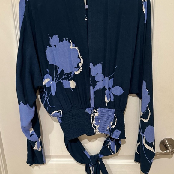 Free people top NWT small - Picture 3 of 5